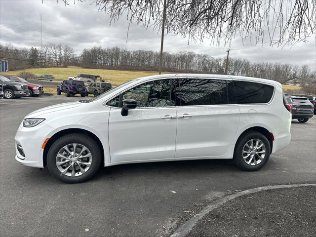 2026 Chrysler Pacifica Limited AWD