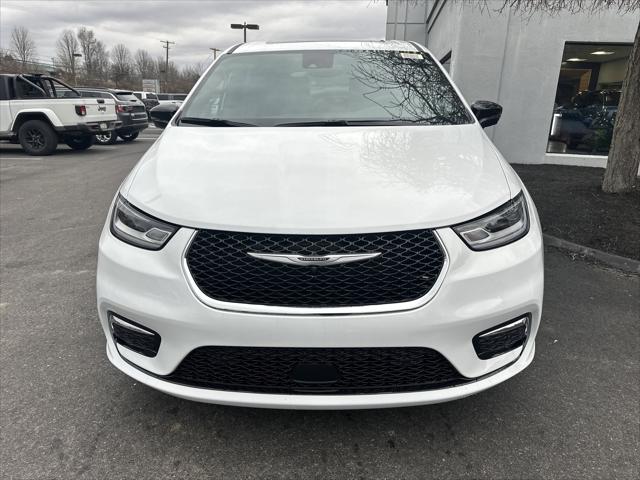 2026 Chrysler Pacifica Limited AWD