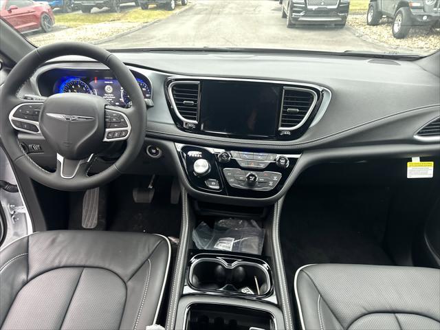 2026 Chrysler Pacifica Limited AWD