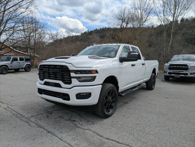 2026 RAM Ram 2500 RAM 2500 BLACK EXPRESS CREW CAB 4X4 8 BOX