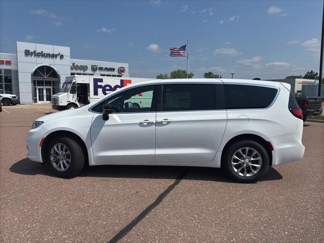 2026 Chrysler Pacifica Select AWD