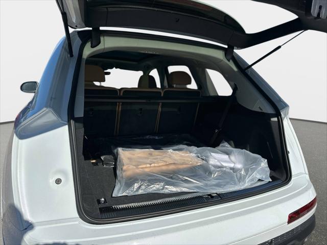 2026 Audi Q7 Premium Plus 45 TFSI quattro tiptronic