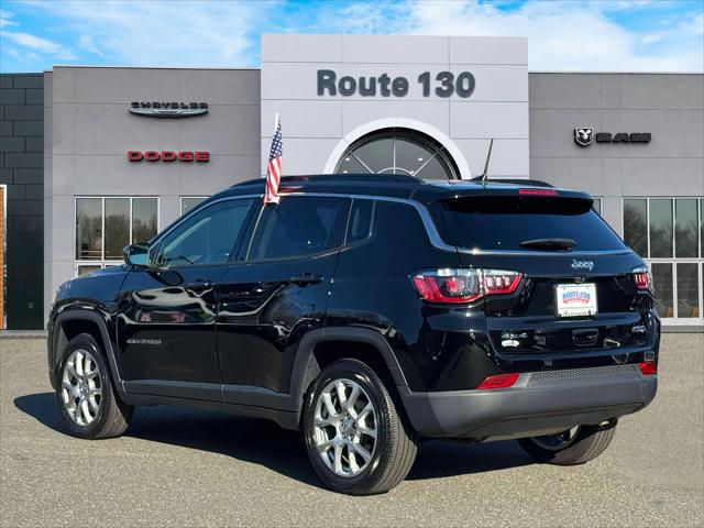 2022 Jeep Compass Latitude Lux 4x4 2022 Jeep Compass Latitude Lux 4x4