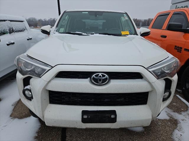 2016 Toyota 4Runner SR5 2016 Toyota 4Runner SR5
