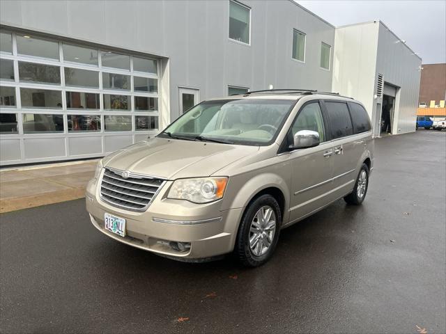 2008 Chrysler Town and Country Limited