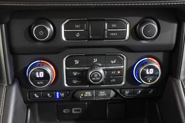 2023 Chevrolet Suburban 4WD Premier