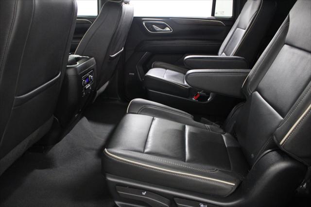 2023 Chevrolet Suburban 4WD Premier