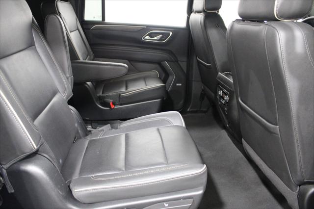 2023 Chevrolet Suburban 4WD Premier