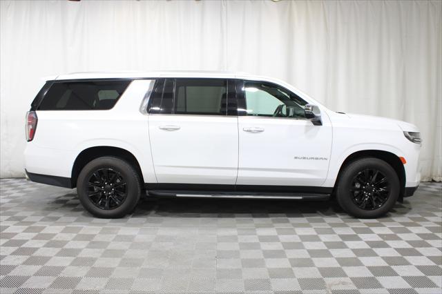 2023 Chevrolet Suburban 4WD Premier