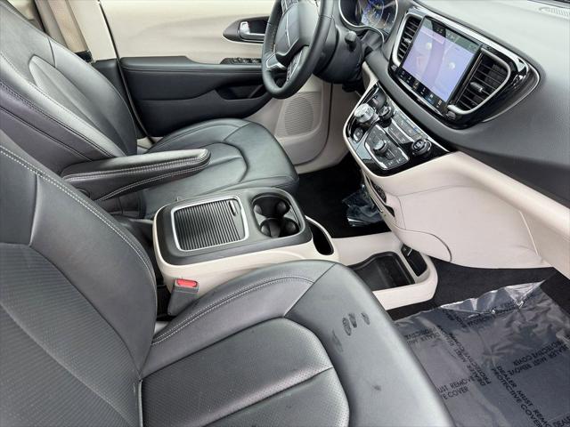 Used 2024 Chrysler Pacifica For Sale in Bellingham, WA