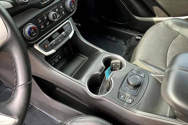 2024 GMC Terrain AWD SLT