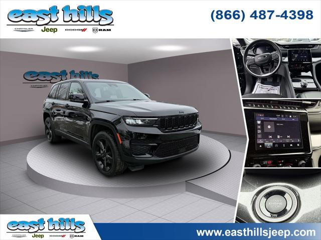 2022 Jeep Grand Cherokee Altitude 4x4 for sale in Greenvale, NY