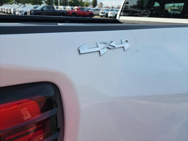 2026 GMC Sierra 3500HD Crew Cab, Long Bed, Pro Dual Rear Wheel, 4WD