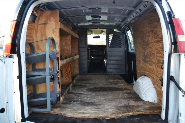 2017 Chevrolet Express Work Van
