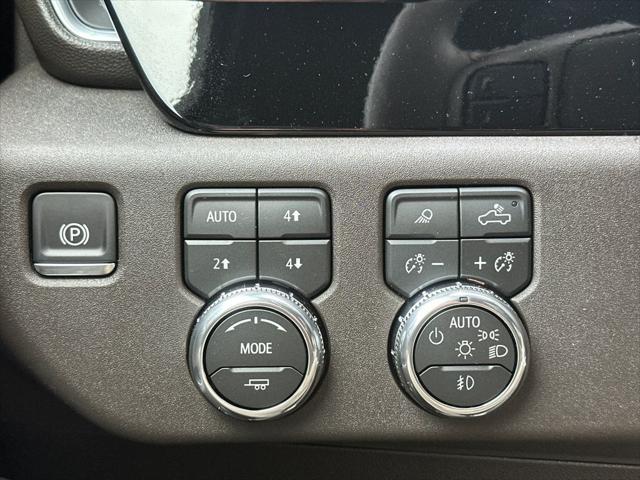 2026 GMC Sierra 2500HD Crew Cab, Standard Bed, SLT, 4WD
