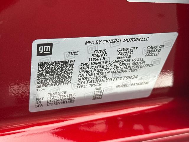 2026 GMC Sierra 2500HD Crew Cab, Standard Bed, SLT, 4WD
