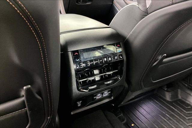2023 Jeep Grand Cherokee L Summit Reserve 4x4