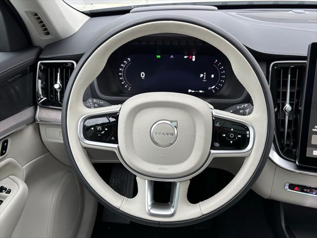 2026 Volvo XC90 B6 Ultra 7-Seater