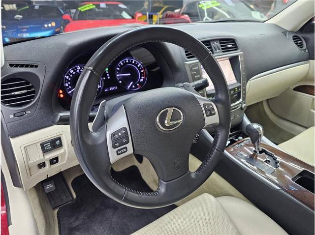 2014 Lexus IS 250C Base 2dr Convertible