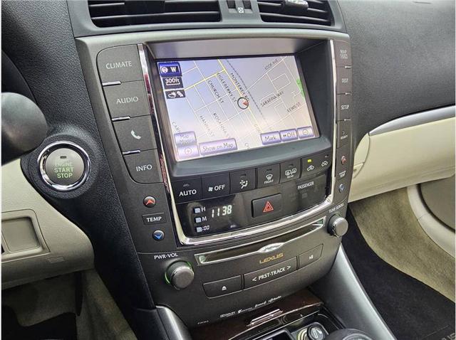 2014 Lexus IS 250C Base 2dr Convertible