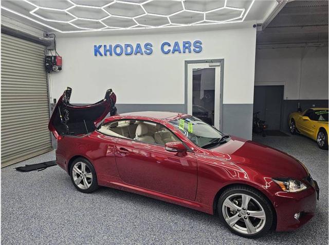 2014 Lexus IS 250C Base 2dr Convertible