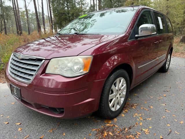 2009 Chrysler Town & Country Touring for sale in Newport, NC