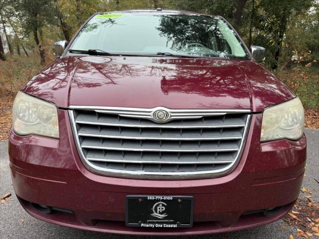 2009 Chrysler Town & Country Touring