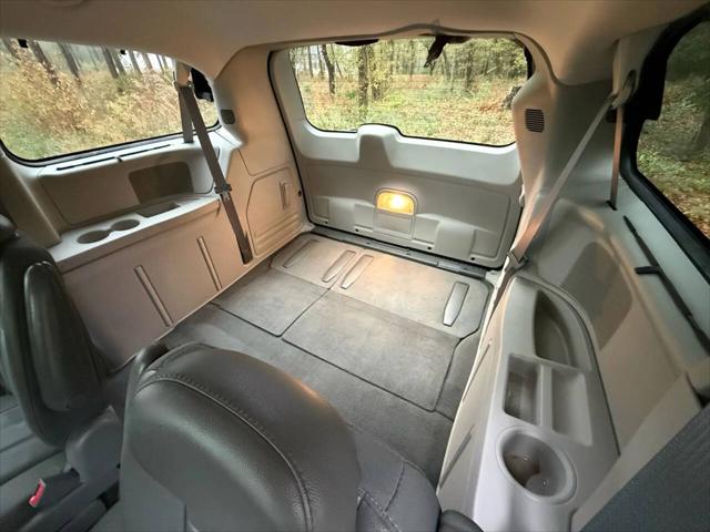 2009 Chrysler Town & Country Touring