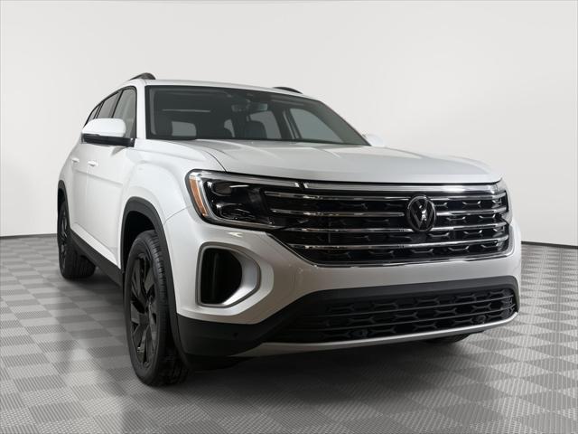 2026 Volkswagen Atlas SE with Technology for sale in Omaha, NE