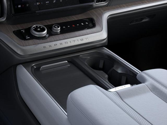 2025 Ford Expedition Platinum MAX