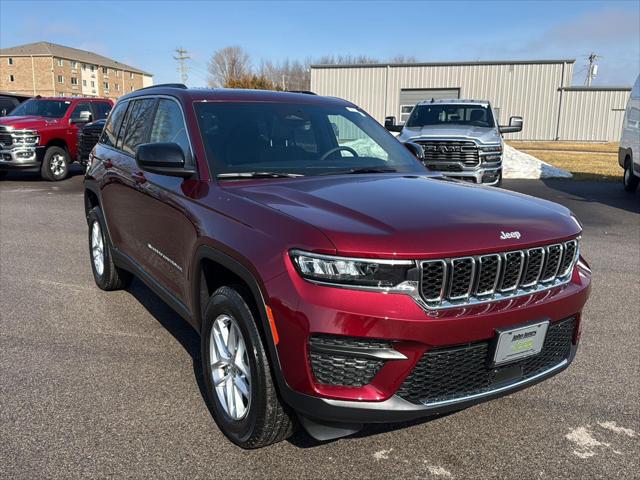 2026 Jeep Grand Cherokee GRAND CHEROKEE LAREDO X 4X4