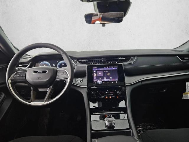 2026 Jeep Grand Cherokee Altitude 4x2