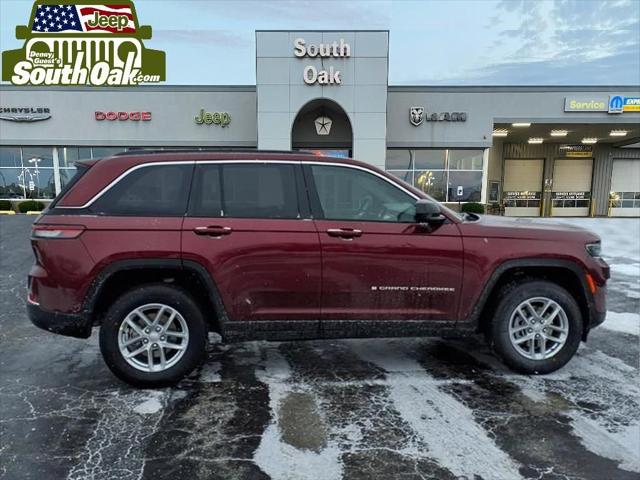 2026 Jeep Grand Cherokee GRAND CHEROKEE LAREDO X 4X4