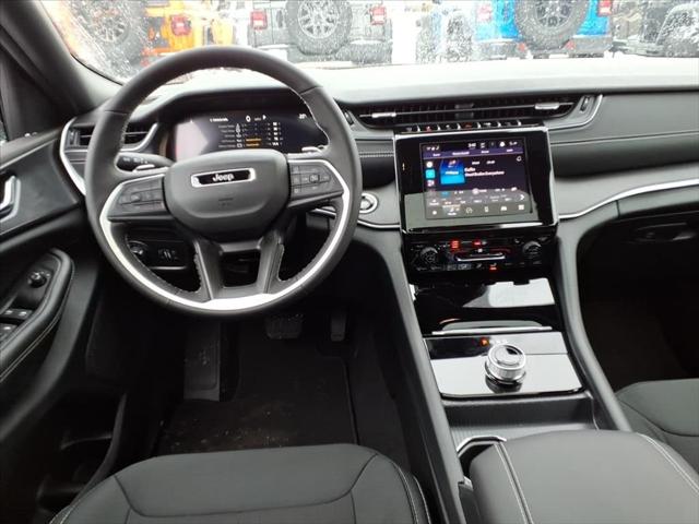 2026 Jeep Grand Cherokee Altitude 4x4