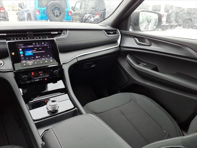 2026 Jeep Grand Cherokee Altitude 4x4