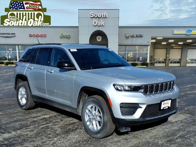 2026 Jeep Grand Cherokee GRAND CHEROKEE LAREDO X 4X4