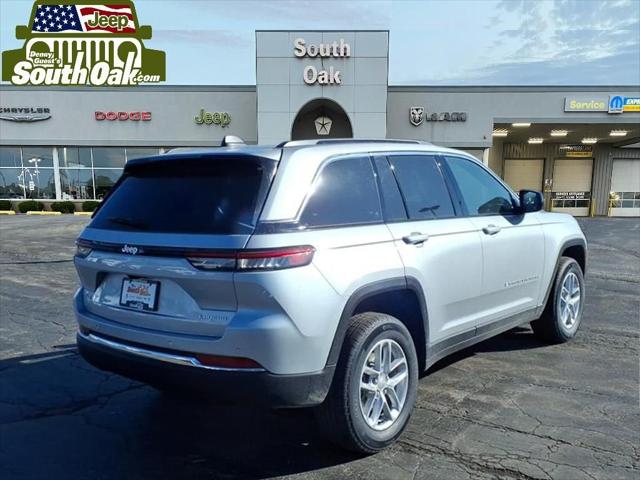 2026 Jeep Grand Cherokee GRAND CHEROKEE LAREDO X 4X4