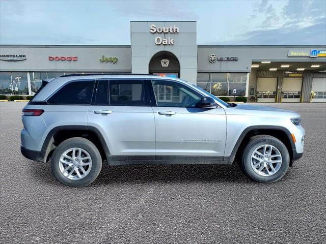 2026 Jeep Grand Cherokee GRAND CHEROKEE LAREDO X 4X4 2026 Jeep Grand Cherokee GRAND CHEROKEE LAREDO X 4X4