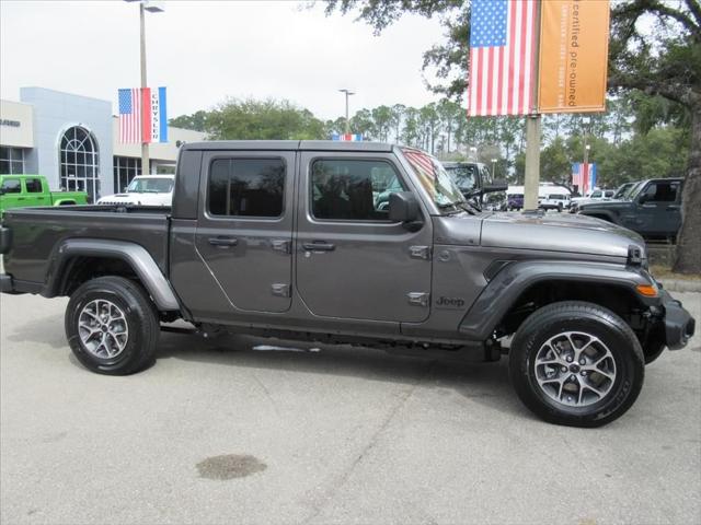 2026 Jeep Gladiator GLADIATOR SPORT S 4X4