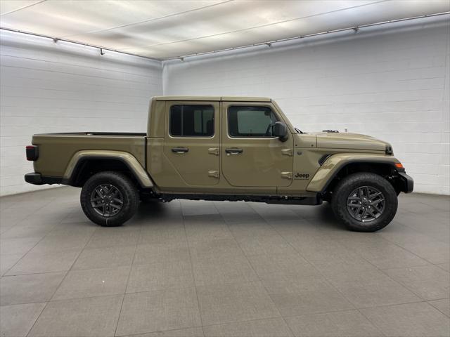 2026 Jeep Gladiator GLADIATOR SPORT S 4X4