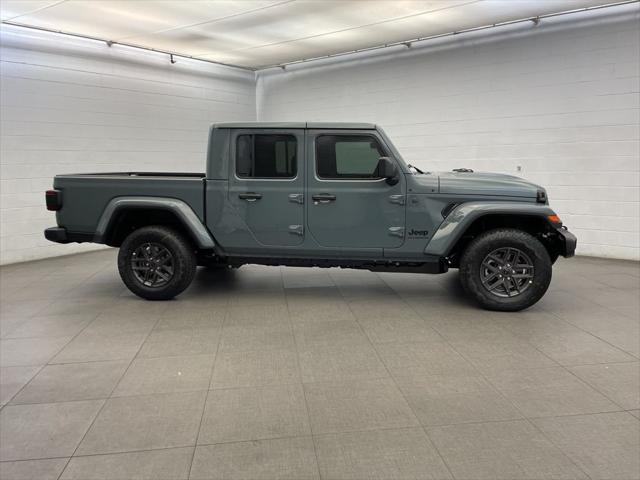 2026 Jeep Gladiator GLADIATOR SPORT S 4X4 2026 Jeep Gladiator GLADIATOR SPORT S 4X4