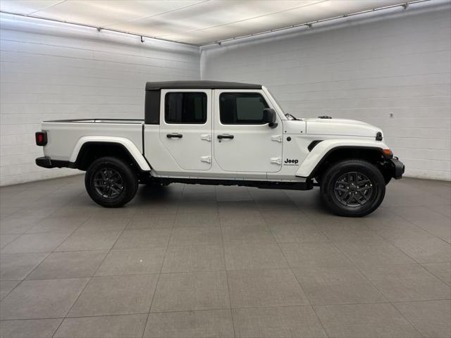 2026 Jeep Gladiator GLADIATOR SPORT S 4X4