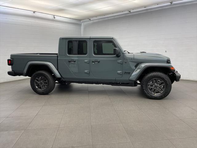 2026 Jeep Gladiator GLADIATOR SPORT S 4X4