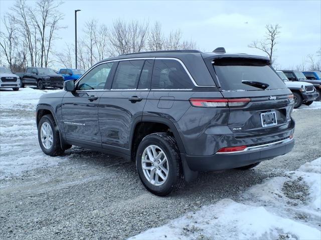 2026 Jeep Grand Cherokee GRAND CHEROKEE LAREDO X 4X4