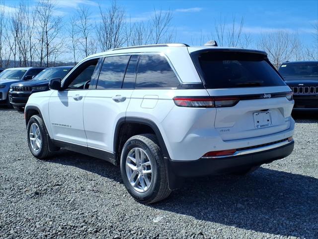 2026 Jeep Grand Cherokee GRAND CHEROKEE LAREDO X 4X4 2026 Jeep Grand Cherokee GRAND CHEROKEE LAREDO X 4X4