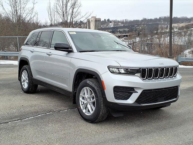 2026 Jeep Grand Cherokee GRAND CHEROKEE LAREDO X 4X4 2026 Jeep Grand Cherokee GRAND CHEROKEE LAREDO X 4X4