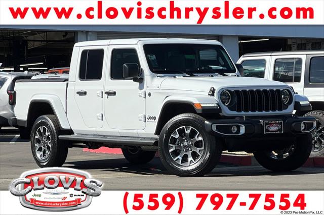 2026 Jeep Gladiator GLADIATOR SAHARA 4X4