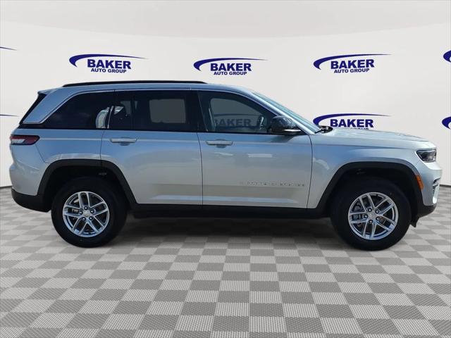2026 Jeep Grand Cherokee GRAND CHEROKEE LAREDO X 4X4