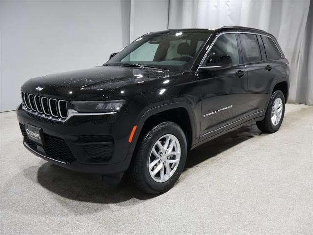 2026 Jeep Grand Cherokee GRAND CHEROKEE LAREDO X 4X4