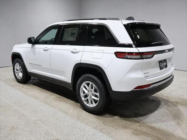 2026 Jeep Grand Cherokee GRAND CHEROKEE LAREDO X 4X4